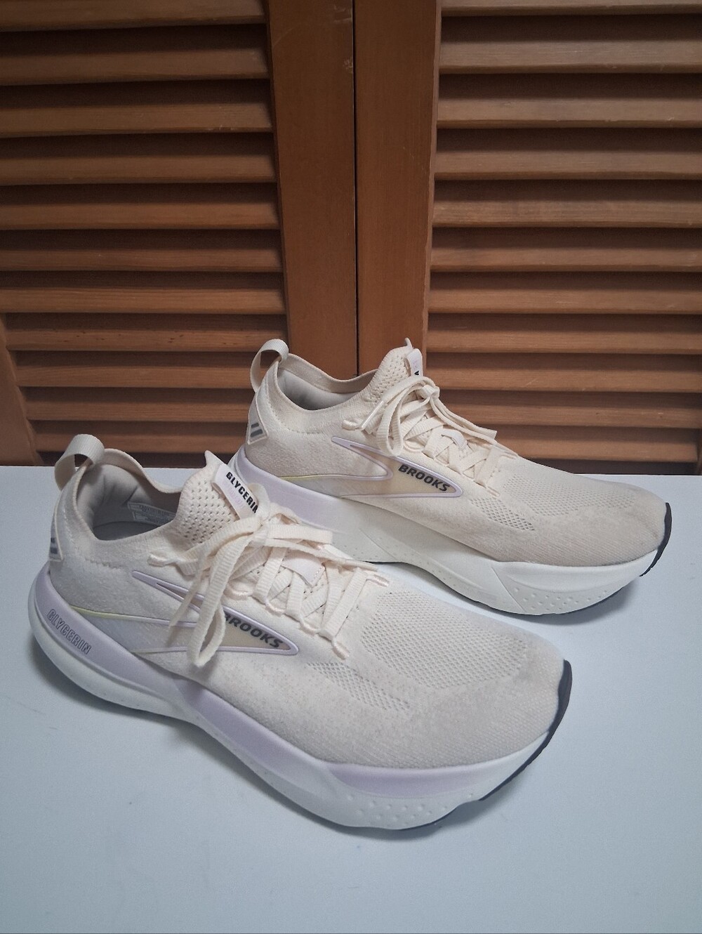 Brooks Glycerin StealthFit 21 Light Cream Women's Runnung Shoe * Size: 8.5 - Picture 4 of 8